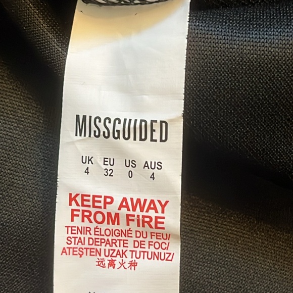 Missguided suede skirt - Picture 6 of 7